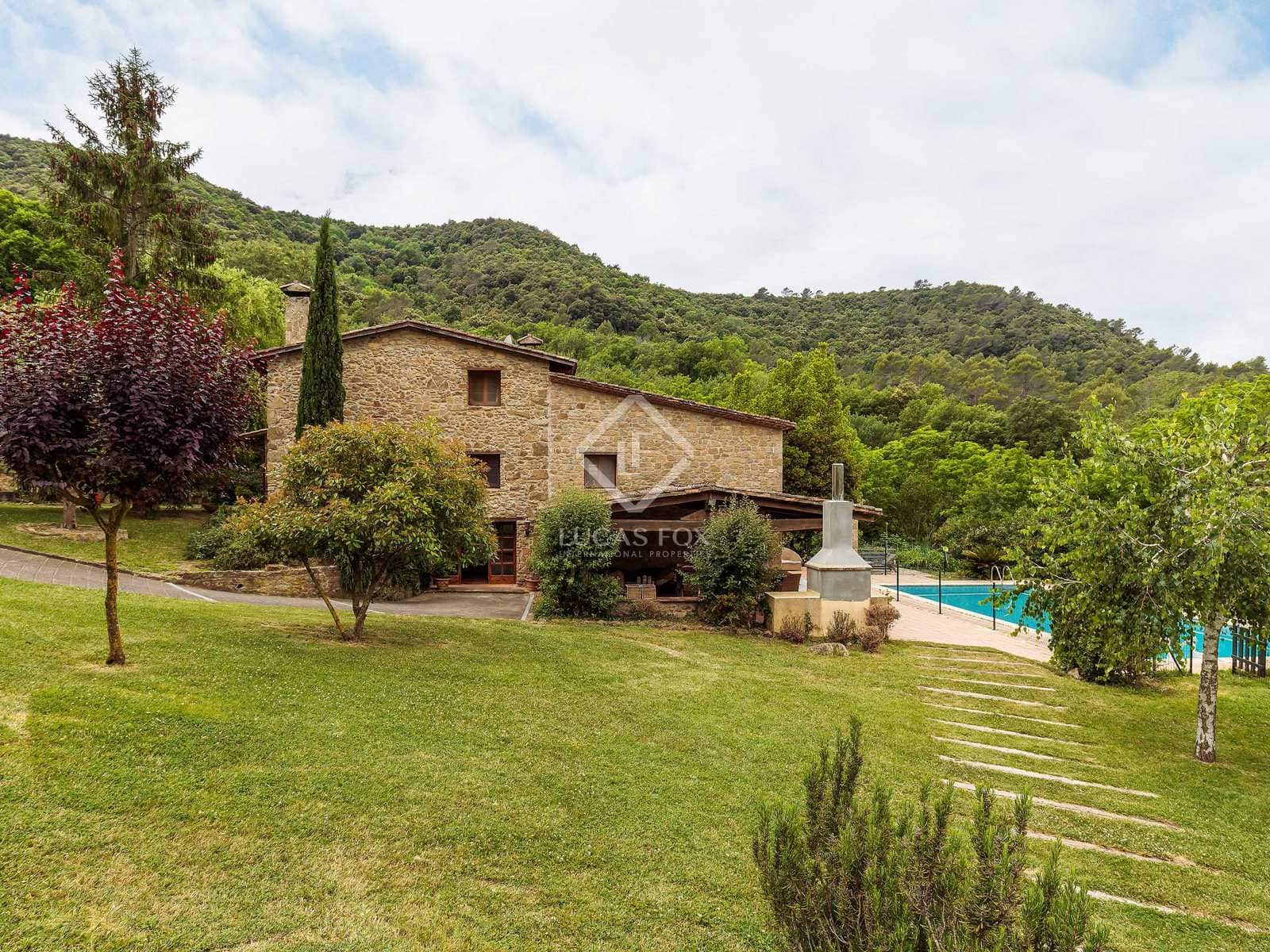 11 soveværelse Finca/Landehus til salg i Banyoles med swimmingpool garage - € 1.100.000 (Ref: 7142747)