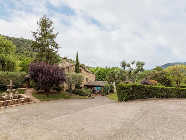 11 sovrum Finca/Hus på landet till salu i Banyoles med pool garage - 1 100 000 € (Ref: 7142747)