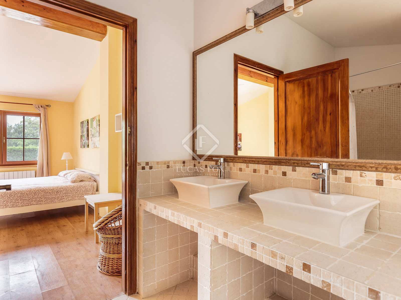 11 soveværelse Finca/Landehus til salg i Banyoles med swimmingpool garage - € 1.100.000 (Ref: 7142747)