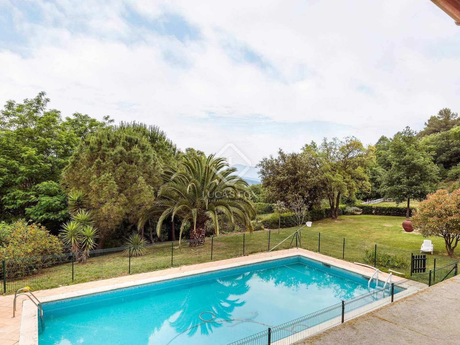 11 soveværelse Finca/Landehus til salg i Banyoles med swimmingpool garage - € 1.100.000 (Ref: 7142747)