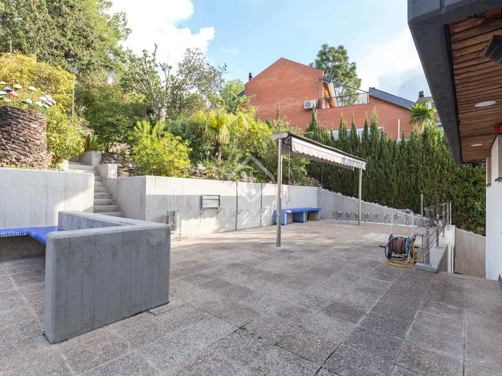 6 slaapkamer Villa te koop in Sant Just Desvern met zwembad garage - € 1.750.000 (Ref: 7142756)