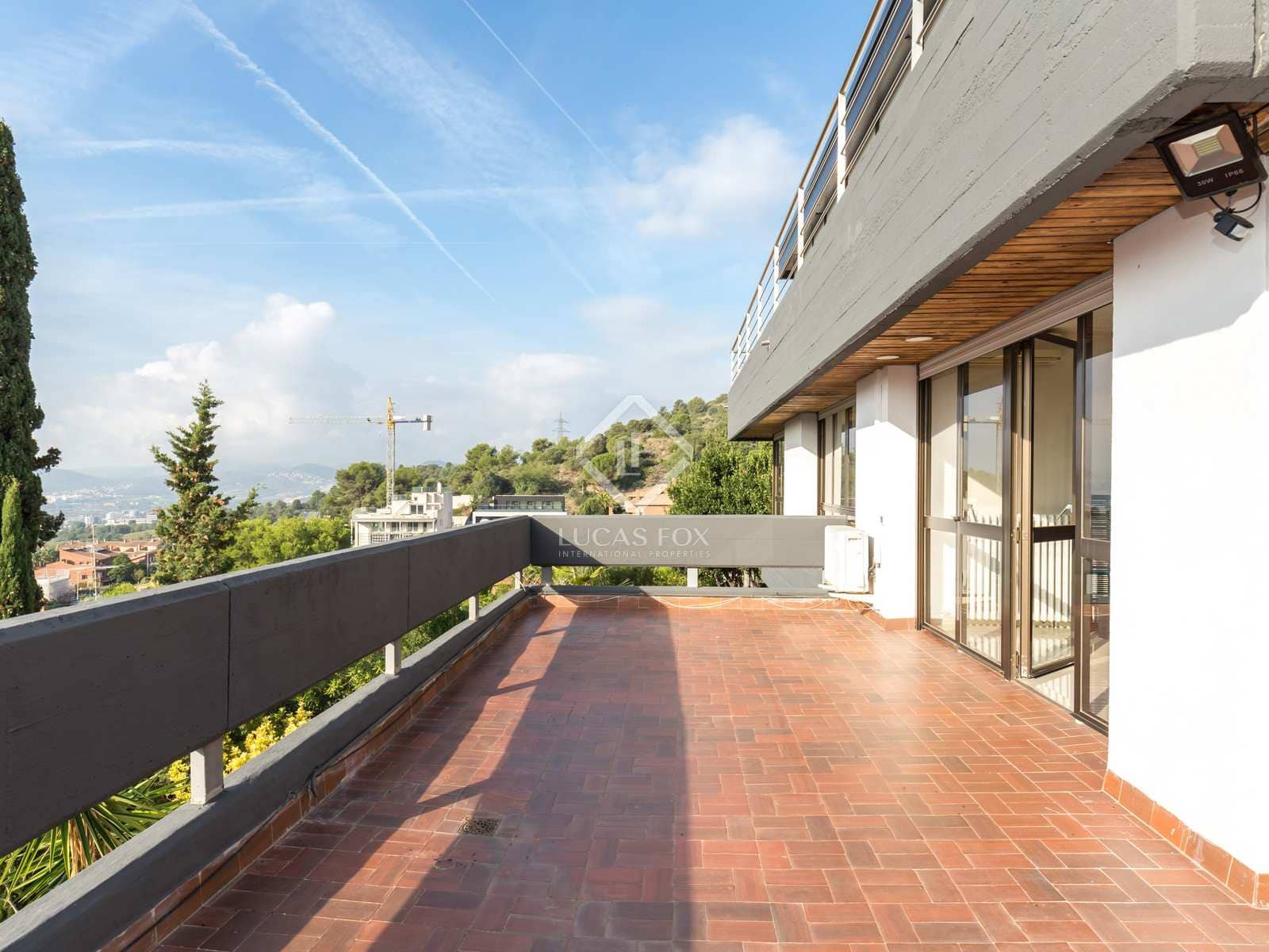 6 slaapkamer Villa te koop in Sant Just Desvern met zwembad garage - € 1.750.000 (Ref: 7142756)