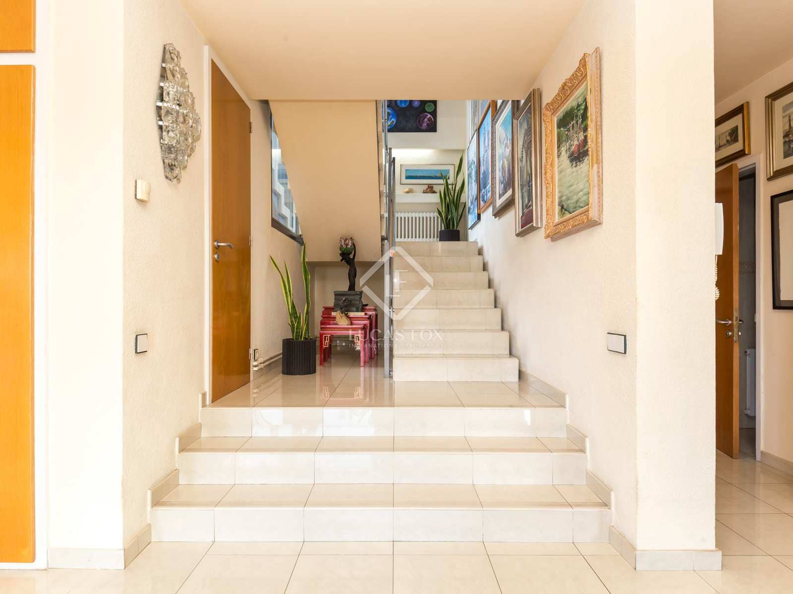 6 slaapkamer Villa te koop in Sant Just Desvern met zwembad garage - € 1.750.000 (Ref: 7142756)