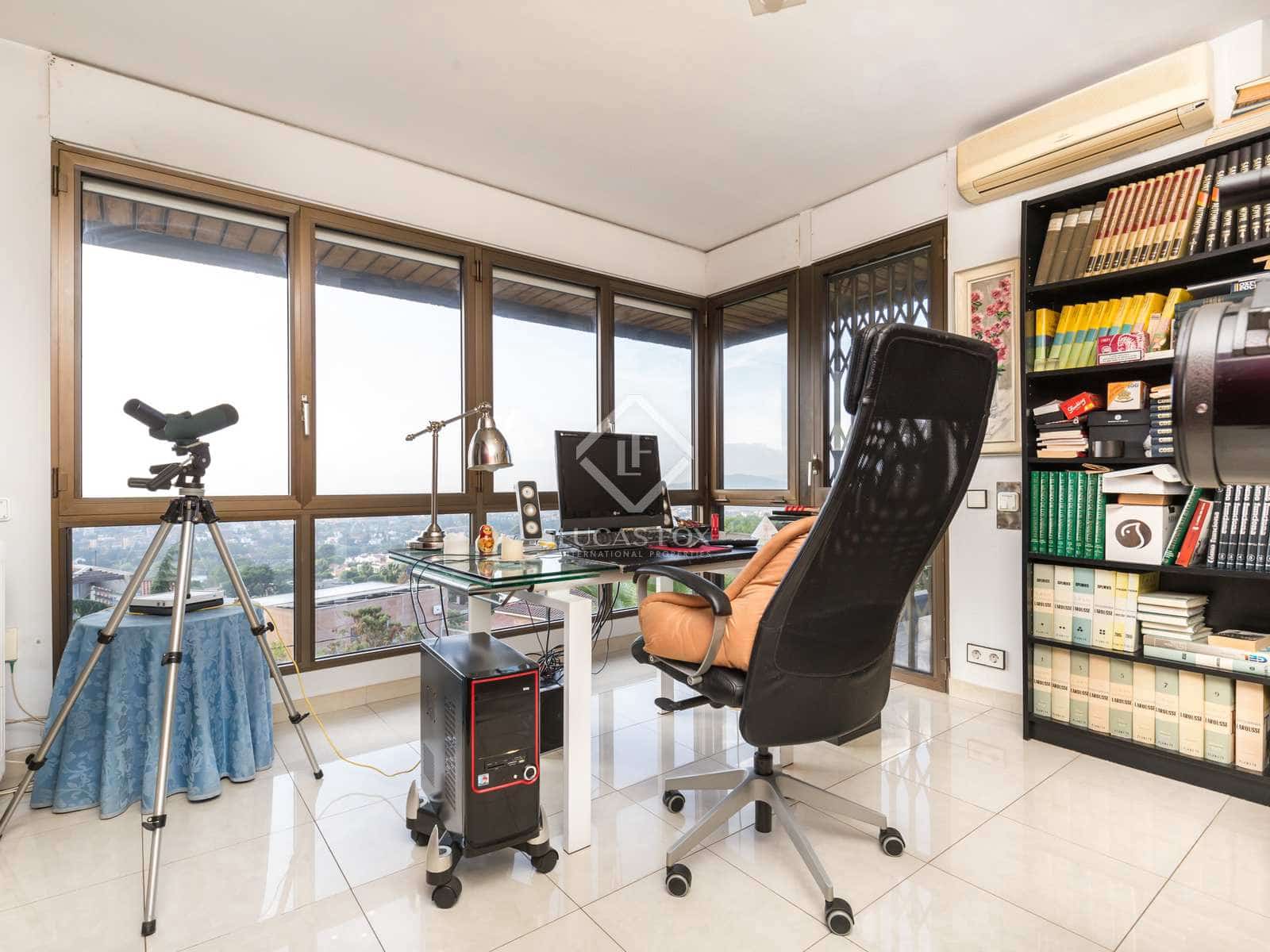 6 slaapkamer Villa te koop in Sant Just Desvern met zwembad garage - € 1.750.000 (Ref: 7142756)