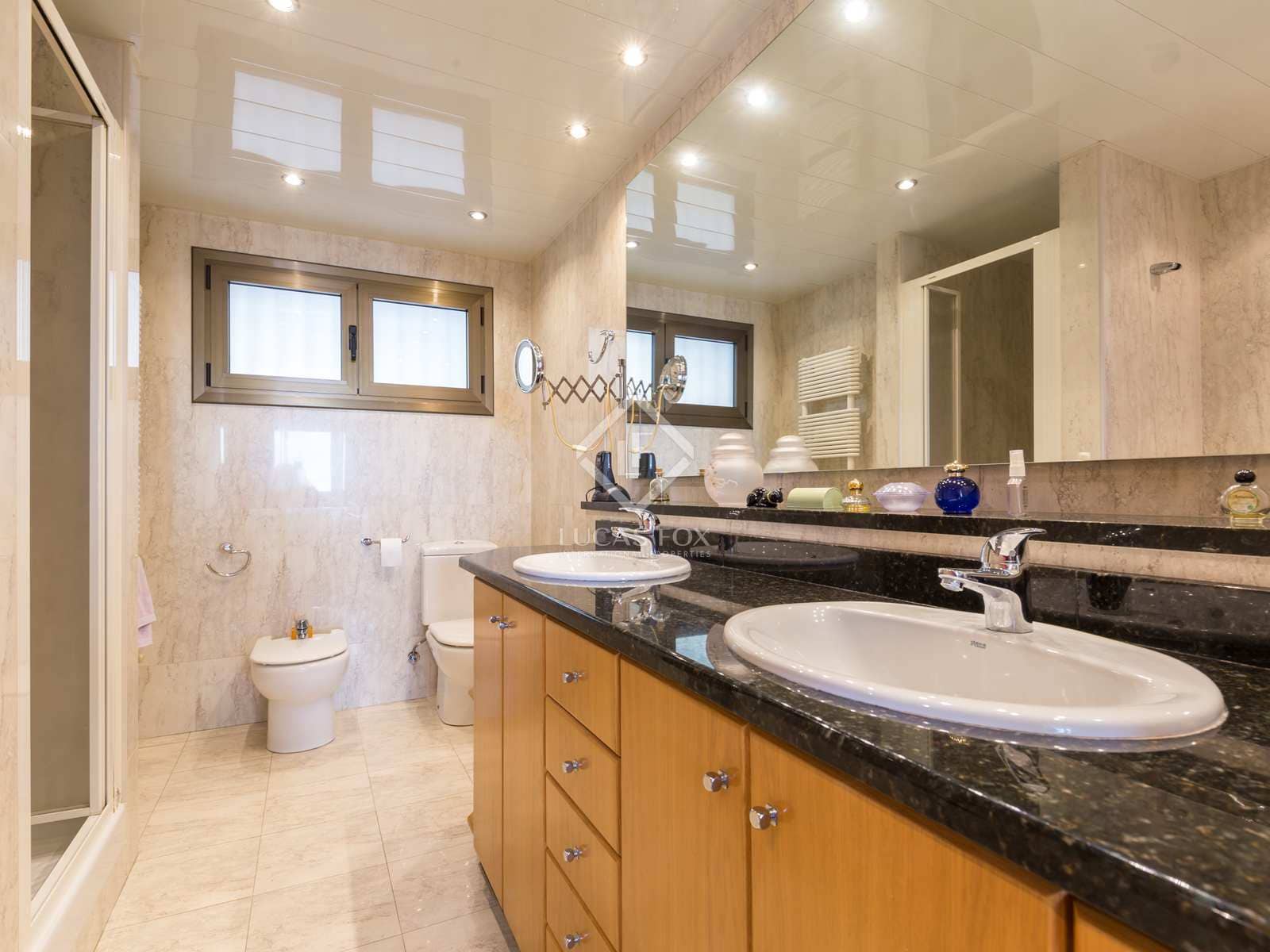 6 slaapkamer Villa te koop in Sant Just Desvern met zwembad garage - € 1.750.000 (Ref: 7142756)