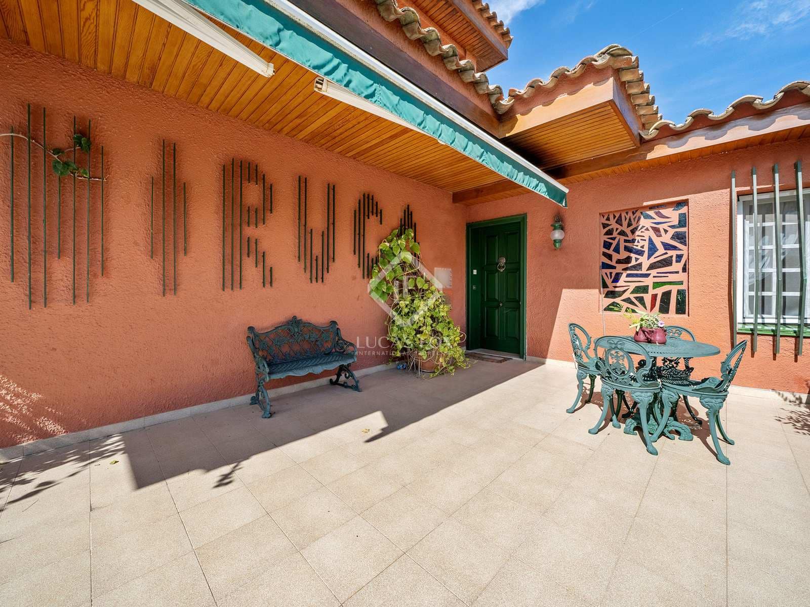 9 soveværelse Villa til salg i Roda de Bara med swimmingpool garage - € 1.800.000 (Ref: 7149362)