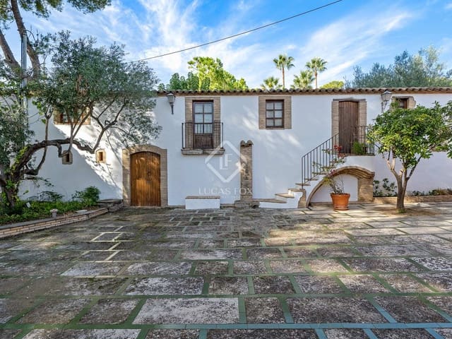 9 soverom Villa til salgs i Roda de Barà med svømmebasseng garasje - € 1 800 000 (Ref: 7149362)