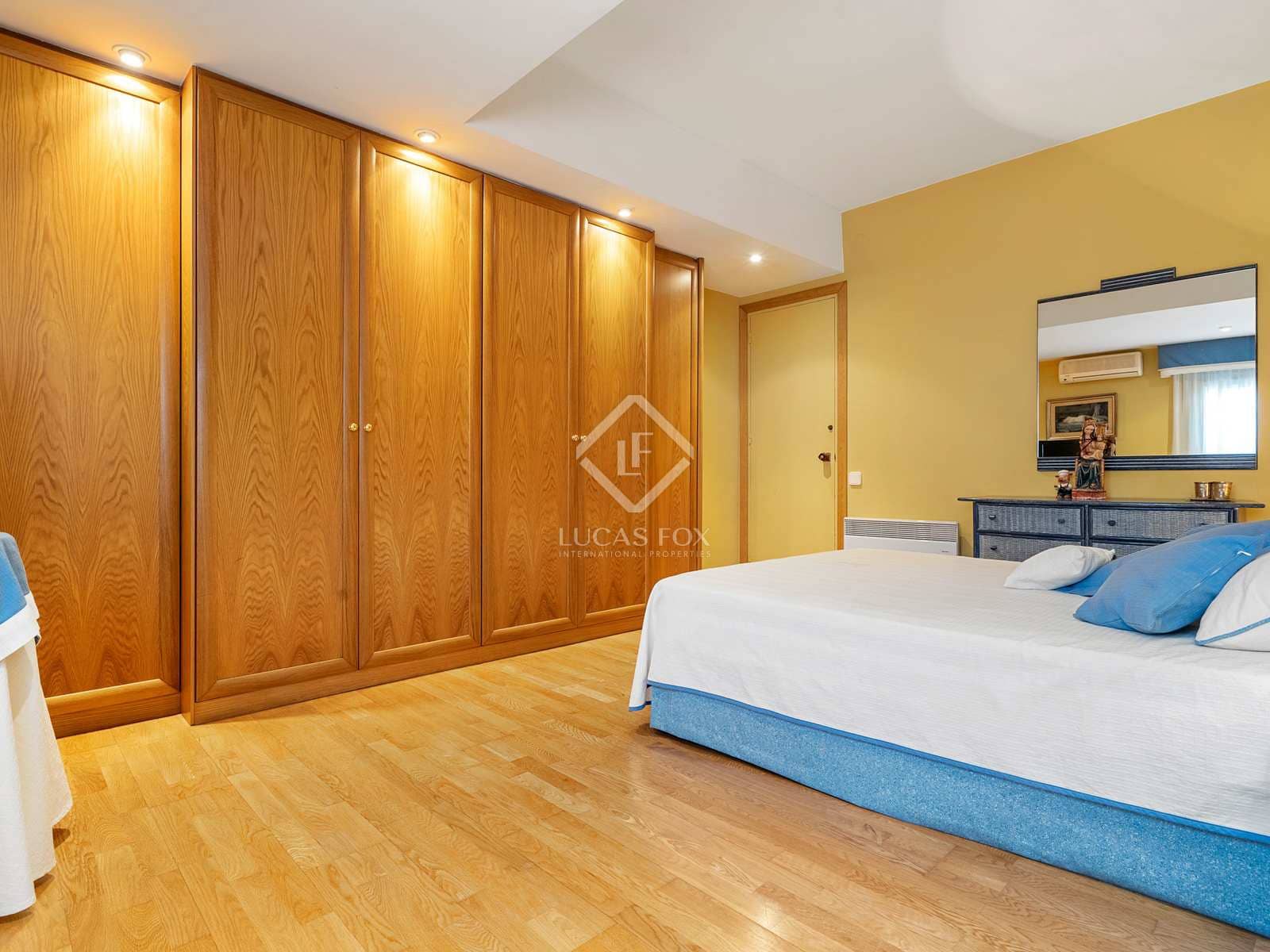 9 soveværelse Villa til salg i Roda de Bara med swimmingpool garage - € 1.800.000 (Ref: 7149362)