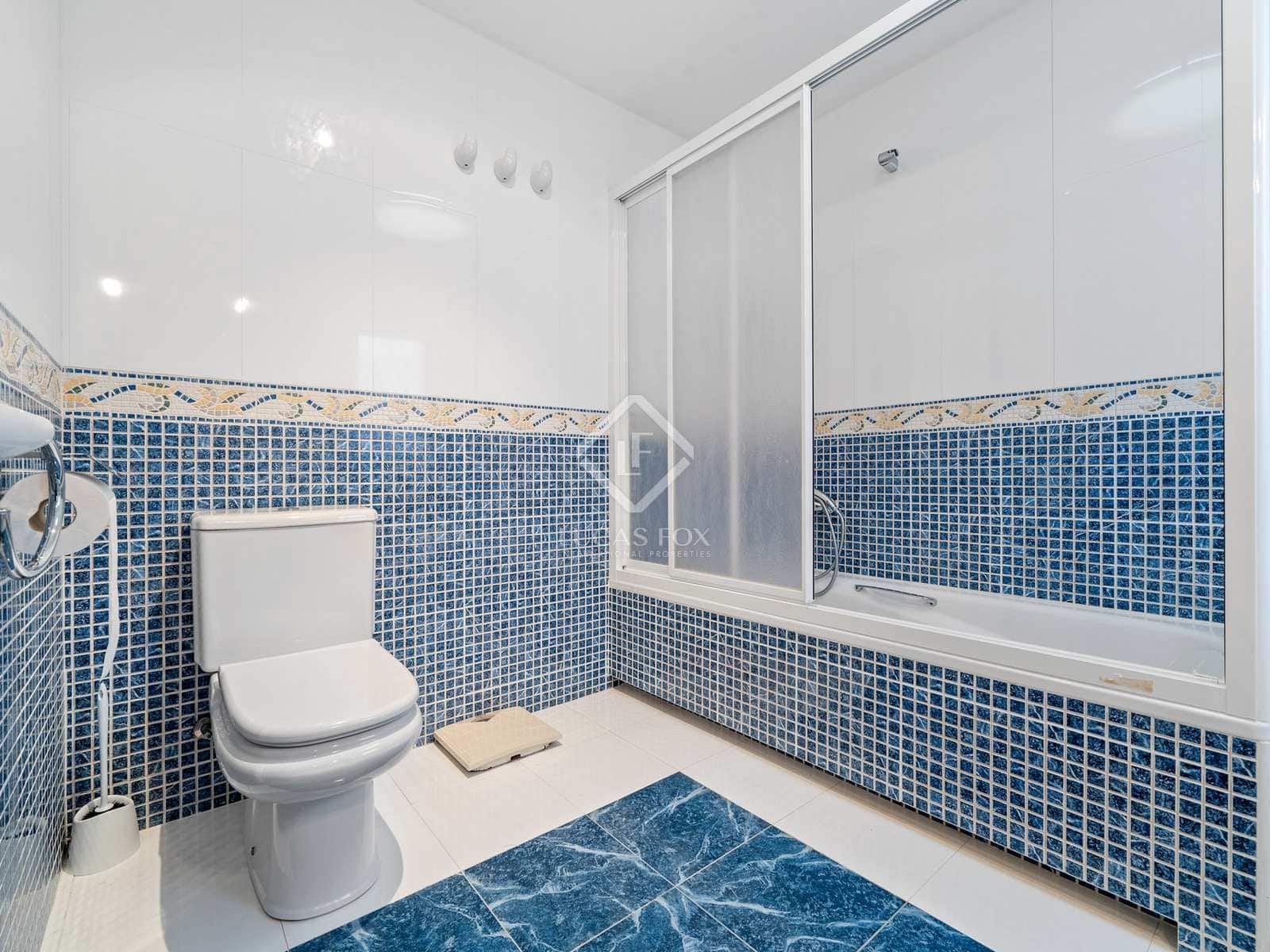 9 soveværelse Villa til salg i Roda de Bara med swimmingpool garage - € 1.800.000 (Ref: 7149362)