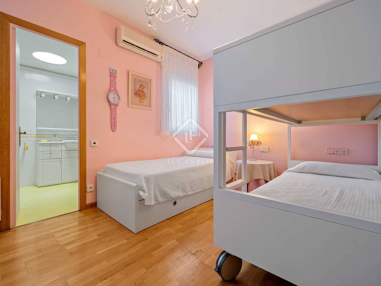 9 soveværelse Villa til salg i Roda de Bara med swimmingpool garage - € 1.800.000 (Ref: 7149362)