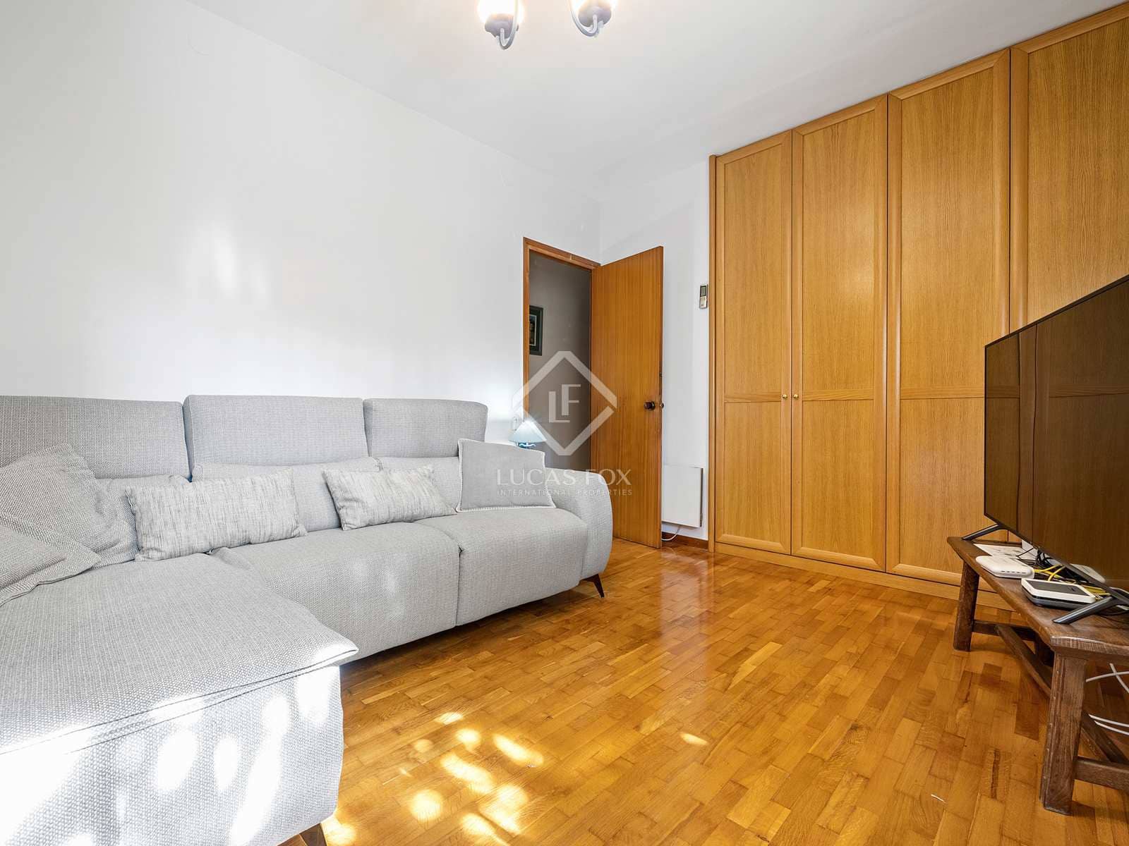 9 soveværelse Villa til salg i Roda de Bara med swimmingpool garage - € 1.800.000 (Ref: 7149362)