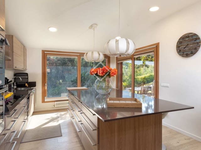 11 bedroom Villa for sale in Sa Riera, Begur with pool garage - € 2,300,000 (Ref: 7149371)