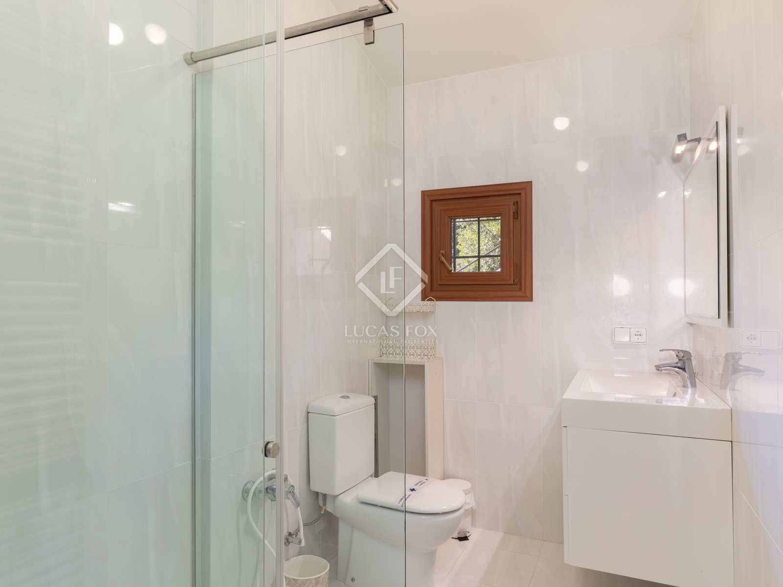 11 sypialnia Willa na sprzedaż w Sa Riera z basenem garażem - 2 300 000 € (Ref: 7149371)