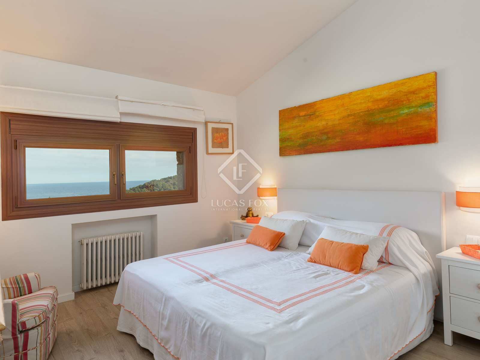 11 sypialnia Willa na sprzedaż w Sa Riera z basenem garażem - 2 300 000 € (Ref: 7149371)