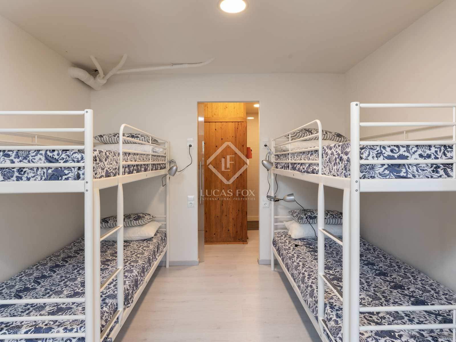 11 sypialnia Willa na sprzedaż w Sa Riera z basenem garażem - 2 300 000 € (Ref: 7149371)