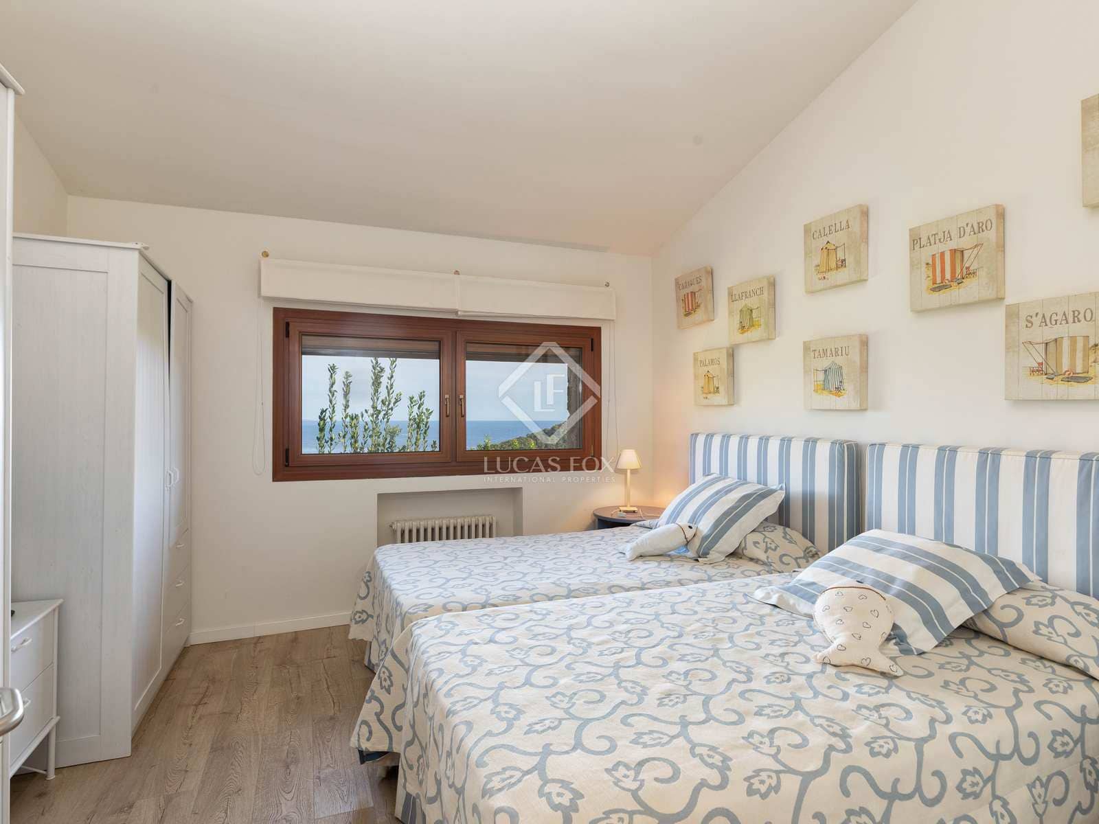 11 sypialnia Willa na sprzedaż w Sa Riera z basenem garażem - 2 300 000 € (Ref: 7149371)