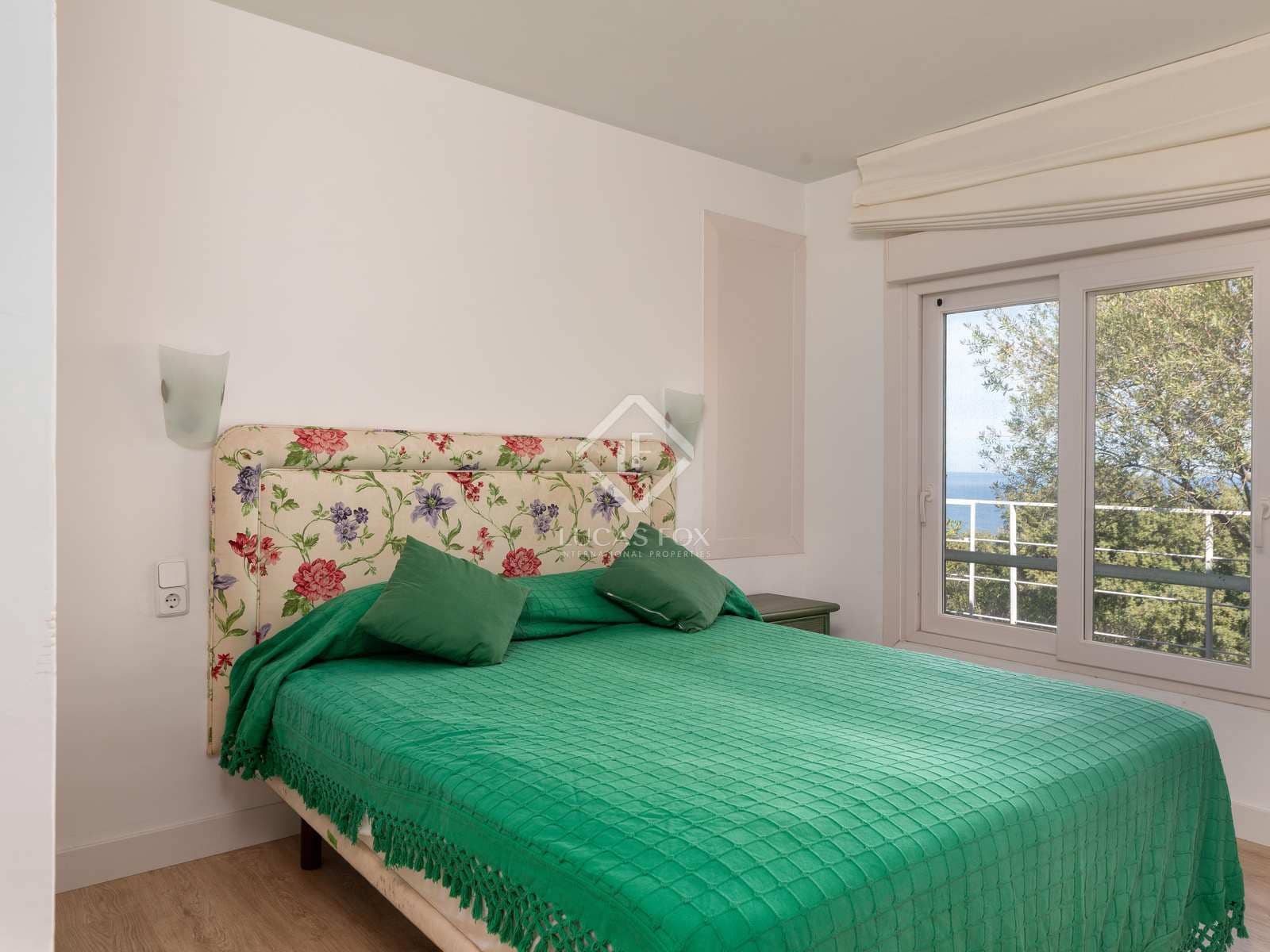 11 sypialnia Willa na sprzedaż w Sa Riera z basenem garażem - 2 300 000 € (Ref: 7149371)