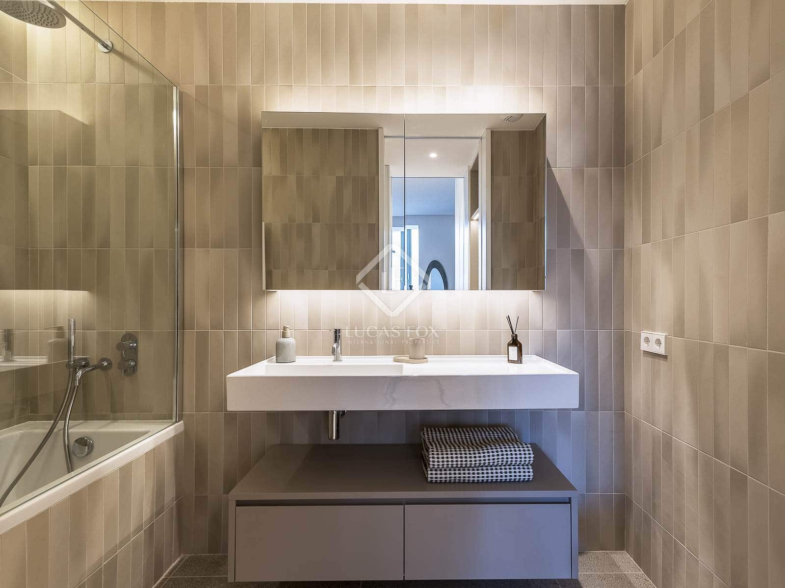 2 slaapkamer Appartement te koop in Barcelona stad - € 1.050.000 (Ref: 7153550)