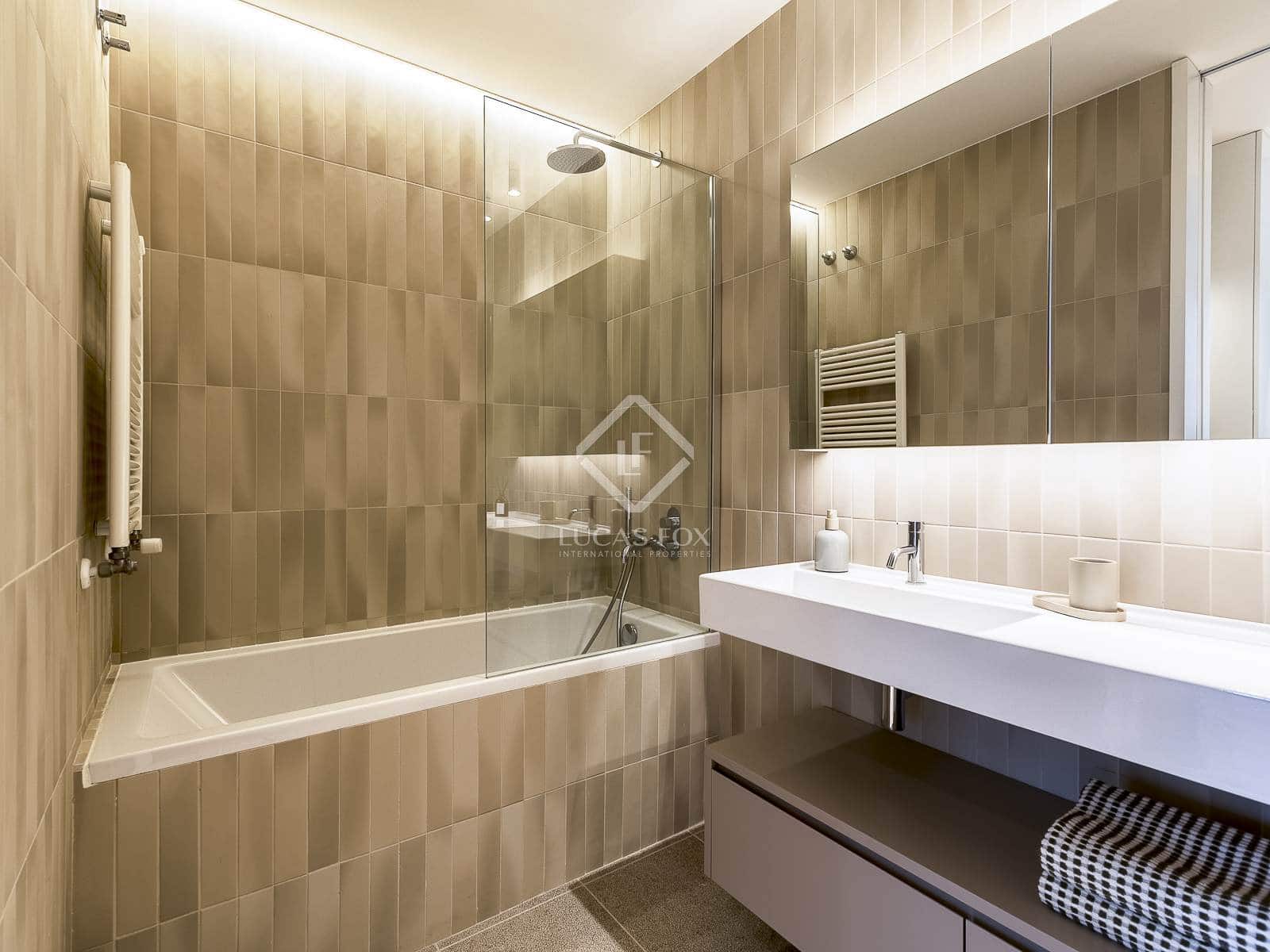 2 slaapkamer Appartement te koop in Barcelona stad - € 1.050.000 (Ref: 7153550)