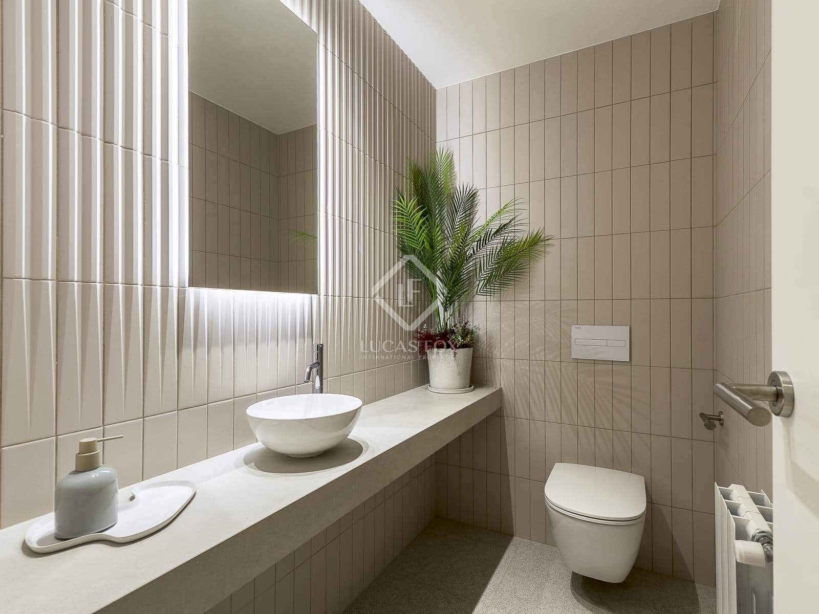 2 slaapkamer Appartement te koop in Barcelona stad - € 1.050.000 (Ref: 7153550)