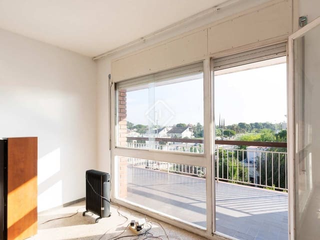 3 bedroom Apartment for sale in Castelldefels with pool garage - € 415,000 (Ref: 7158501)