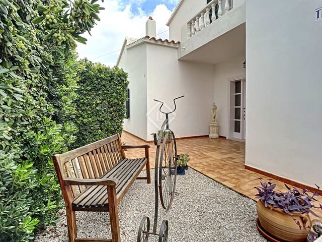 4 sypialnia Willa na sprzedaż w Mahón / Maó z basenem - 899 000 € (Ref: 7161846)