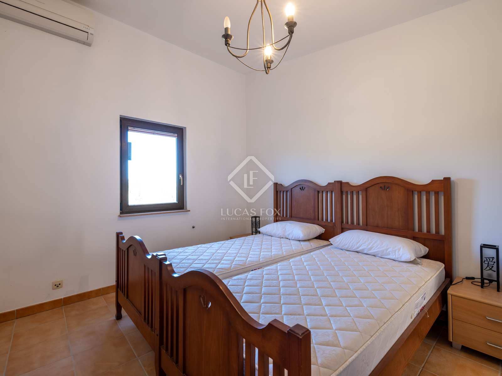 7 sypialnia Willa na sprzedaż w Benissa z basenem garażem - 995 000 € (Ref: 7168446)