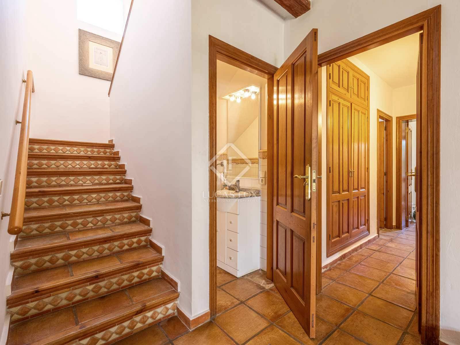 7 sypialnia Willa na sprzedaż w Benissa z basenem garażem - 995 000 € (Ref: 7168446)