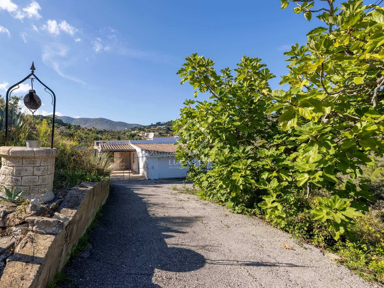 7 sypialnia Willa na sprzedaż w Benissa z basenem garażem - 995 000 € (Ref: 7168446)