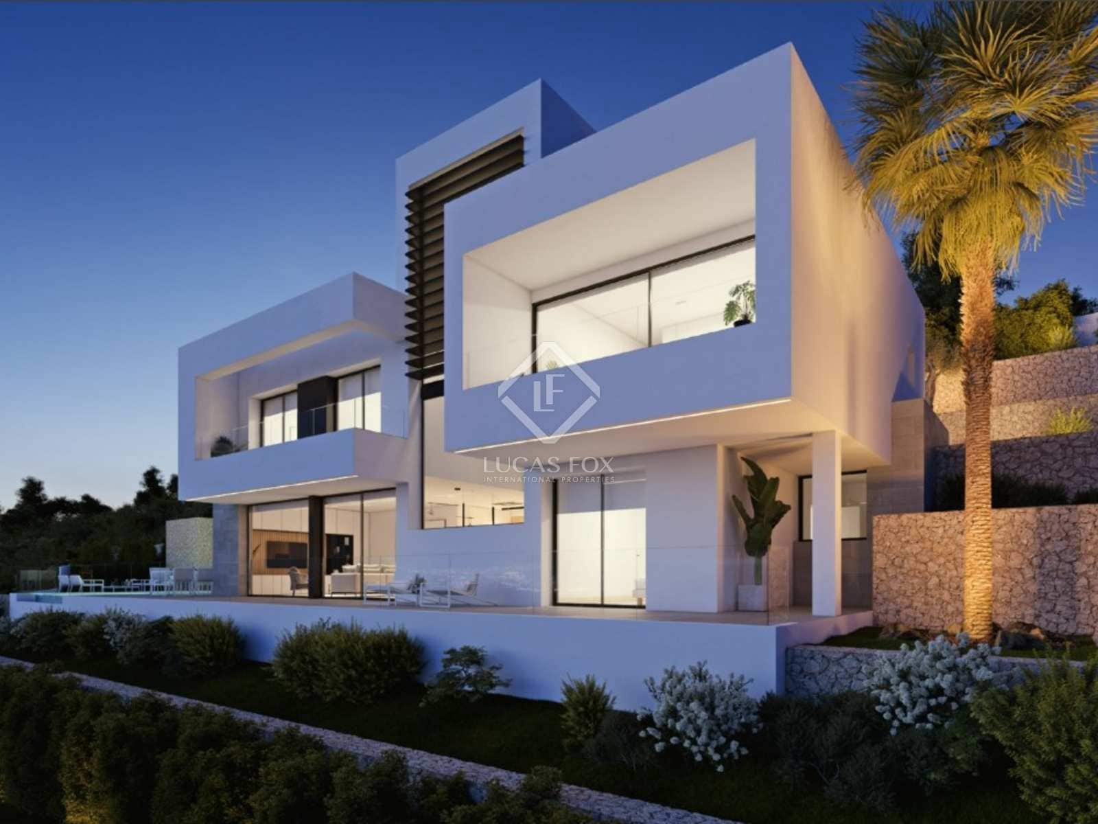 4 bedroom Villa for sale in Altea with pool garage - € 2,135,000 (Ref: 7177611)