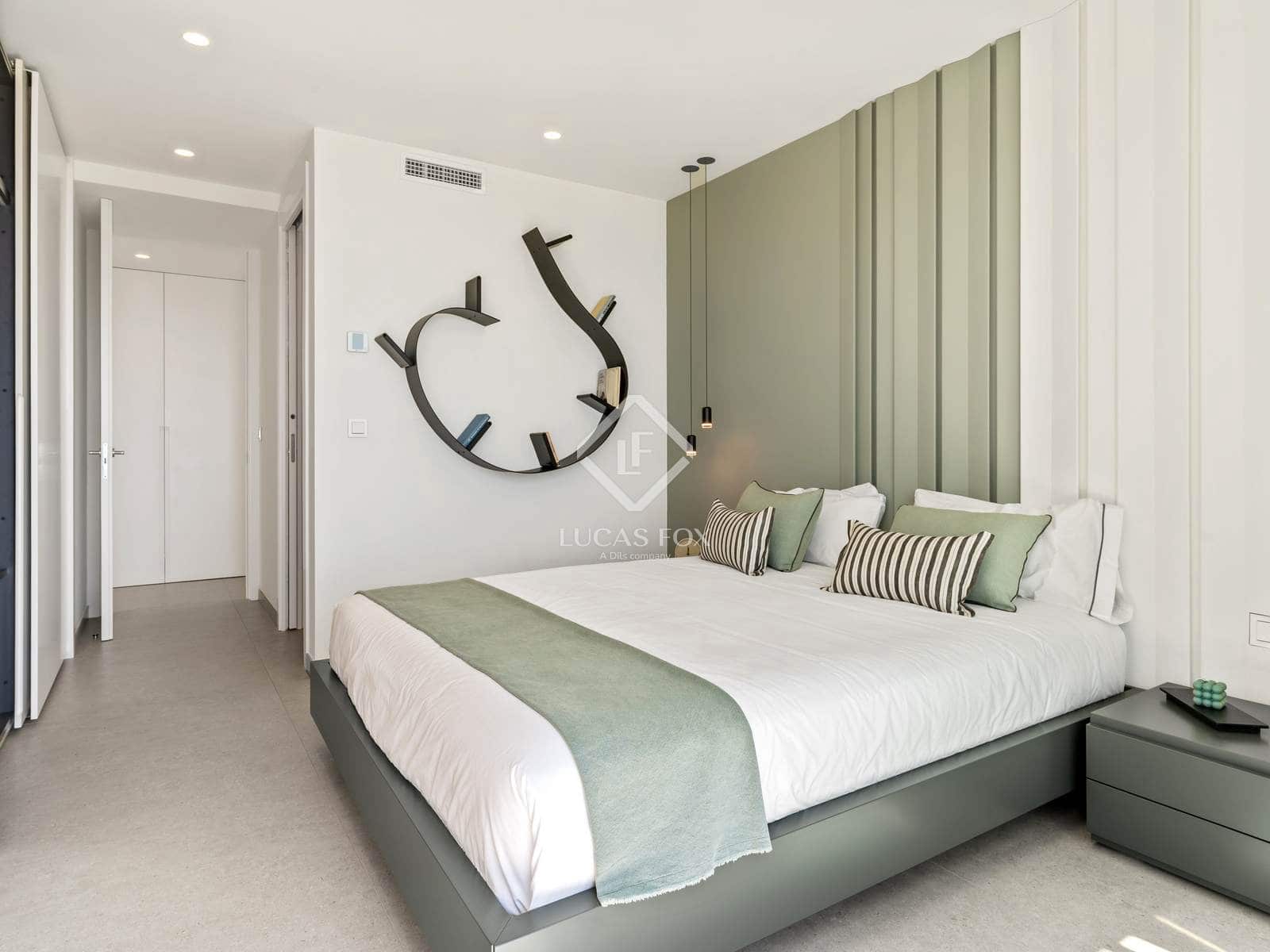 4 bedroom Villa for sale in Altea with pool garage - € 2,135,000 (Ref: 7177611)