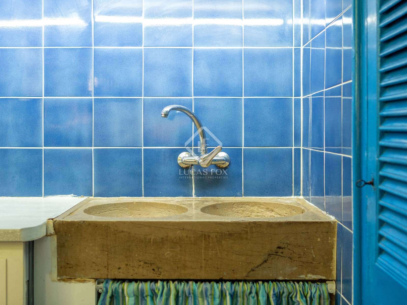 6 bedroom Villa for sale in Sant Feliu de Guixols - € 830,000 (Ref: 7182810)