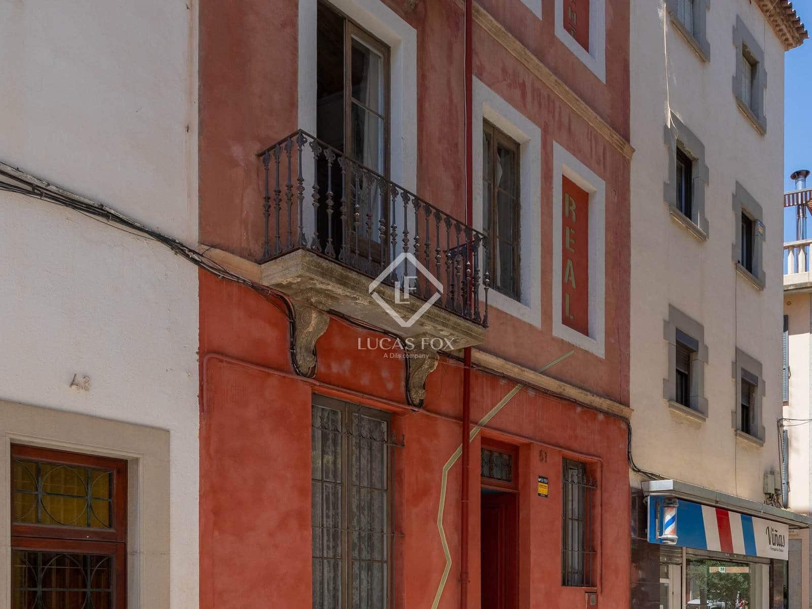 6 bedroom Villa for sale in Sant Feliu de Guixols - € 830,000 (Ref: 7182810)