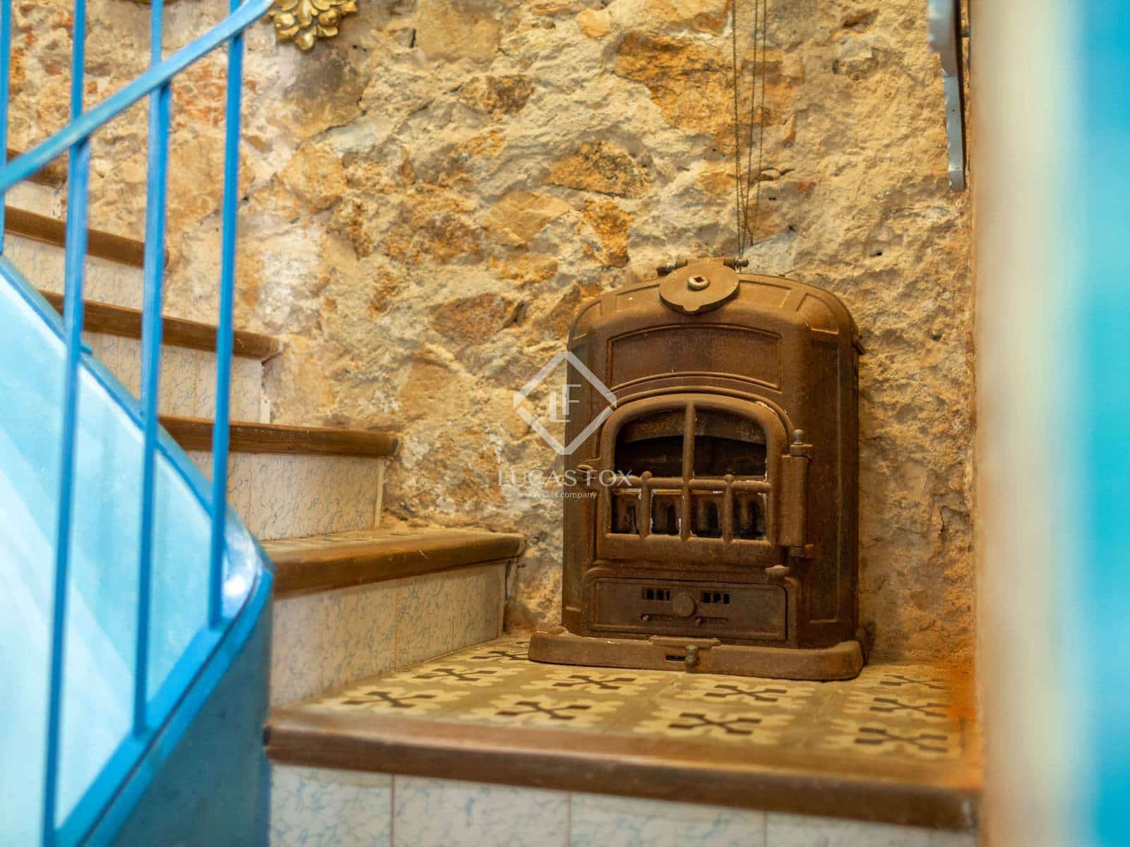 6 bedroom Villa for sale in Sant Feliu de Guixols - € 830,000 (Ref: 7182810)