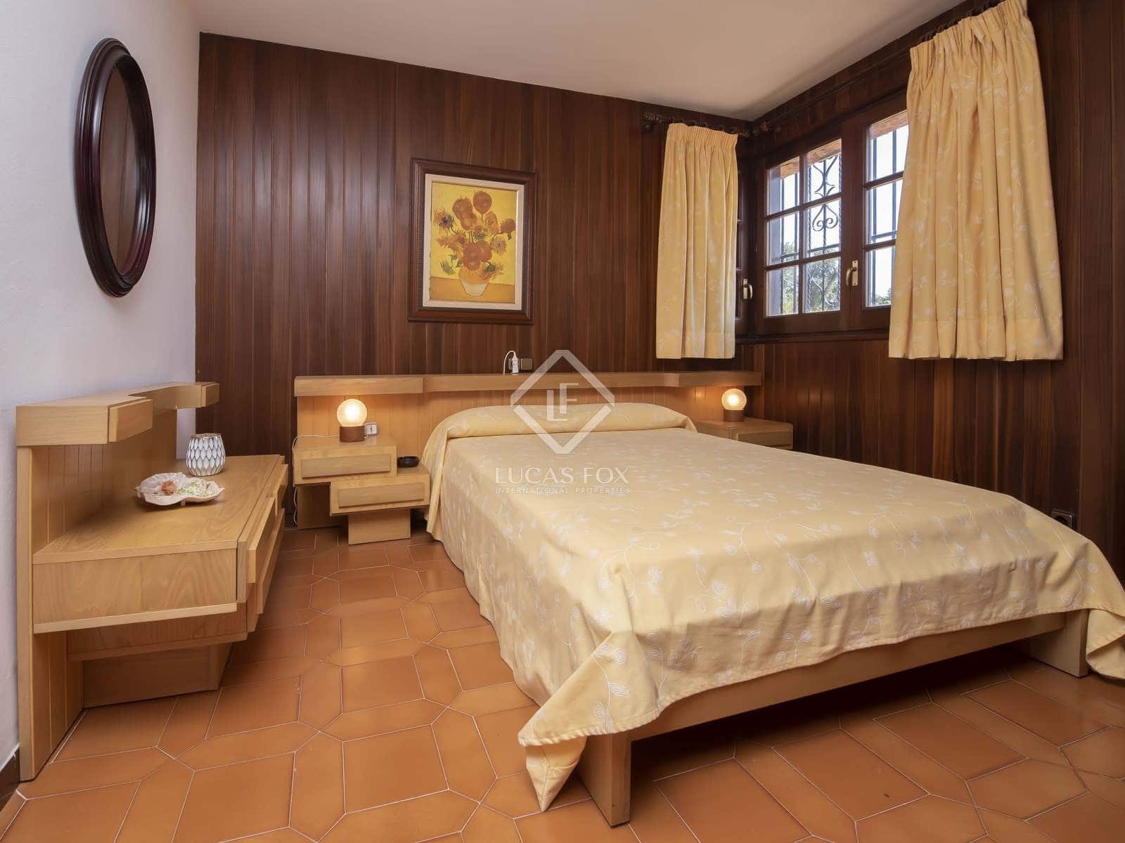 3 soveværelse Villa til salg i Santa Cristina d'Aro med swimmingpool garage - € 880.000 (Ref: 7182815)