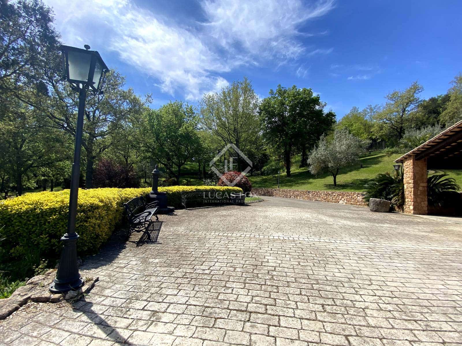 3 soveværelse Finca/Landehus til salg i Santa Cristina d'Aro med swimmingpool garage - € 1.300.000 (Ref: 7182821)