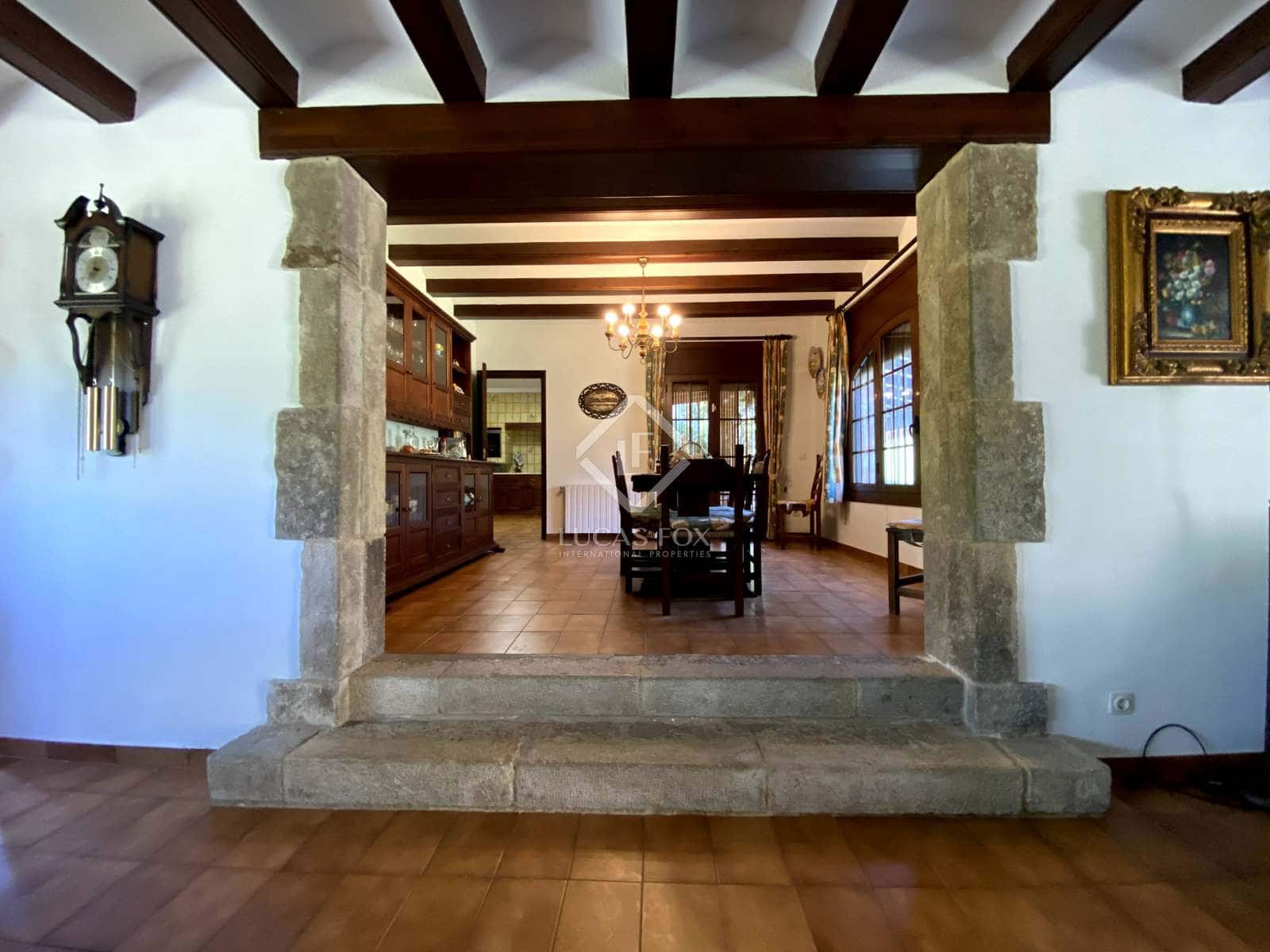 3 soveværelse Finca/Landehus til salg i Santa Cristina d'Aro med swimmingpool garage - € 1.300.000 (Ref: 7182821)