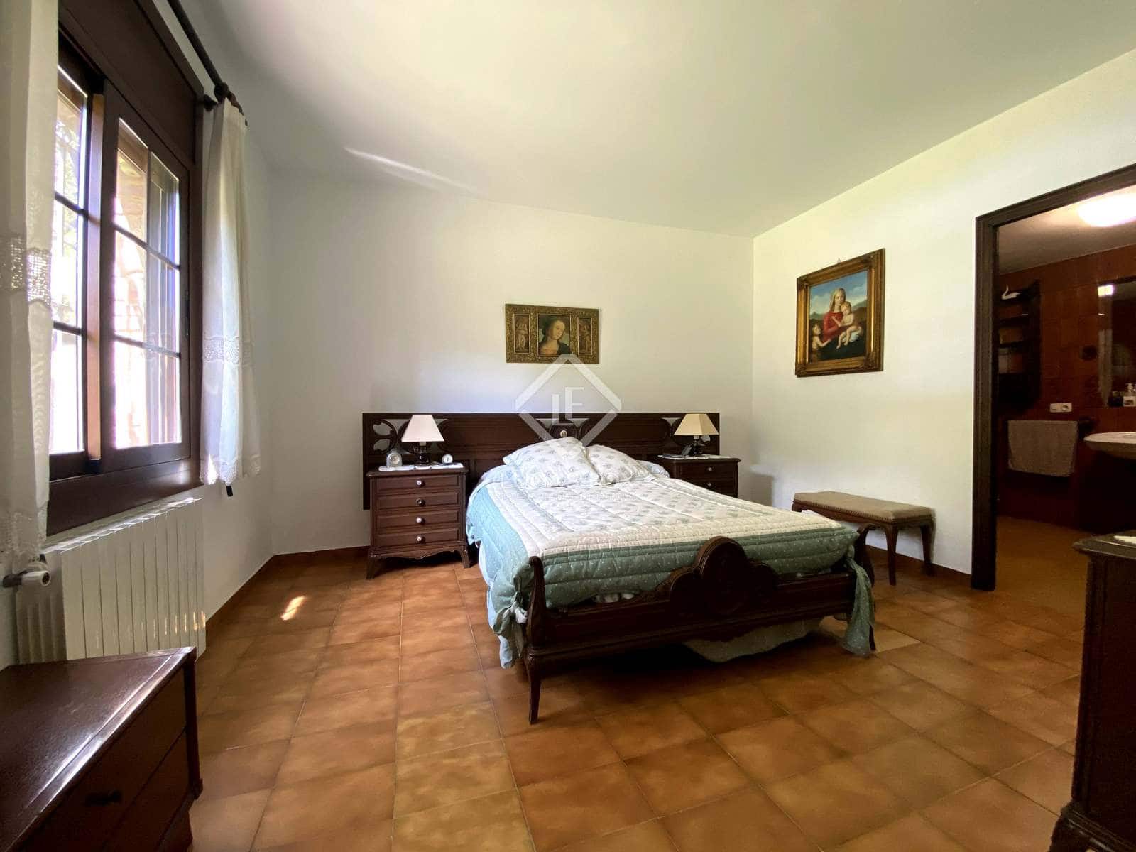 3 soveværelse Finca/Landehus til salg i Santa Cristina d'Aro med swimmingpool garage - € 1.300.000 (Ref: 7182821)