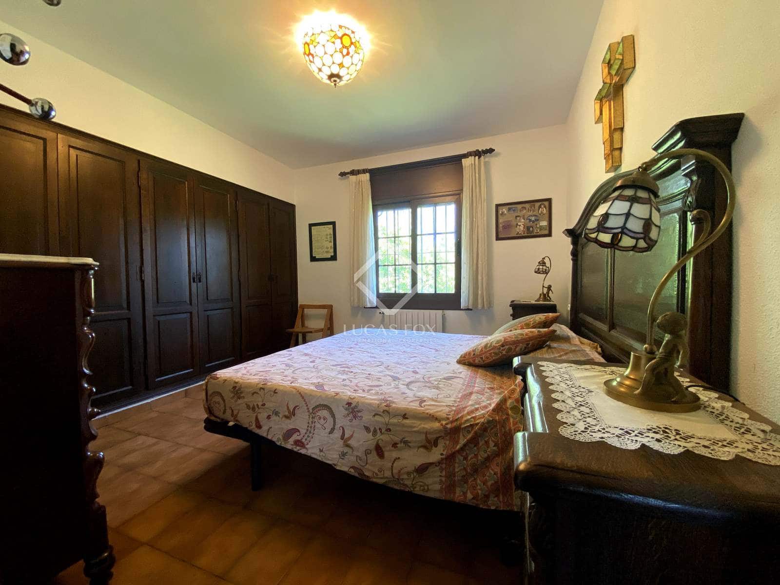 3 soveværelse Finca/Landehus til salg i Santa Cristina d'Aro med swimmingpool garage - € 1.300.000 (Ref: 7182821)