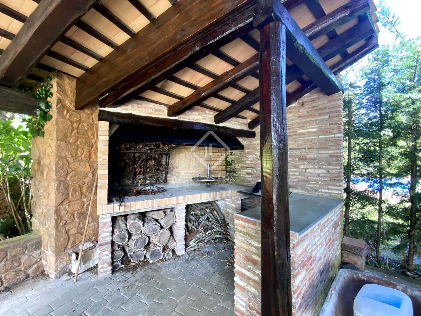 3 soveværelse Finca/Landehus til salg i Santa Cristina d'Aro med swimmingpool garage - € 1.300.000 (Ref: 7182821)