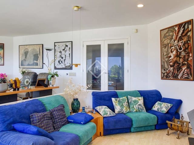 6 soverom Villa til salgs i Torredembarra med svømmebasseng garasje - € 2 400 000 (Ref: 7182842)