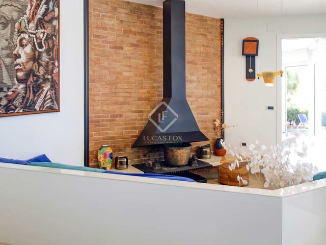 6 soverom Villa til salgs i Torredembarra med svømmebasseng garasje - € 2 400 000 (Ref: 7182842)