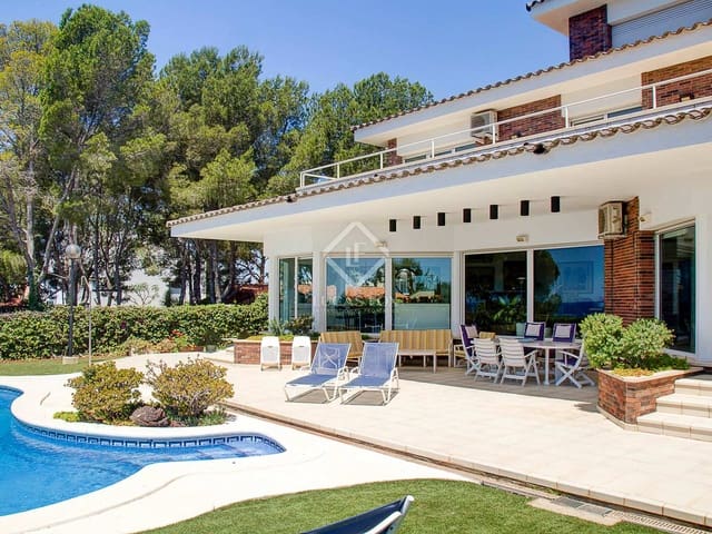 6 soverom Villa til salgs i Torredembarra med svømmebasseng garasje - € 2 400 000 (Ref: 7182842)