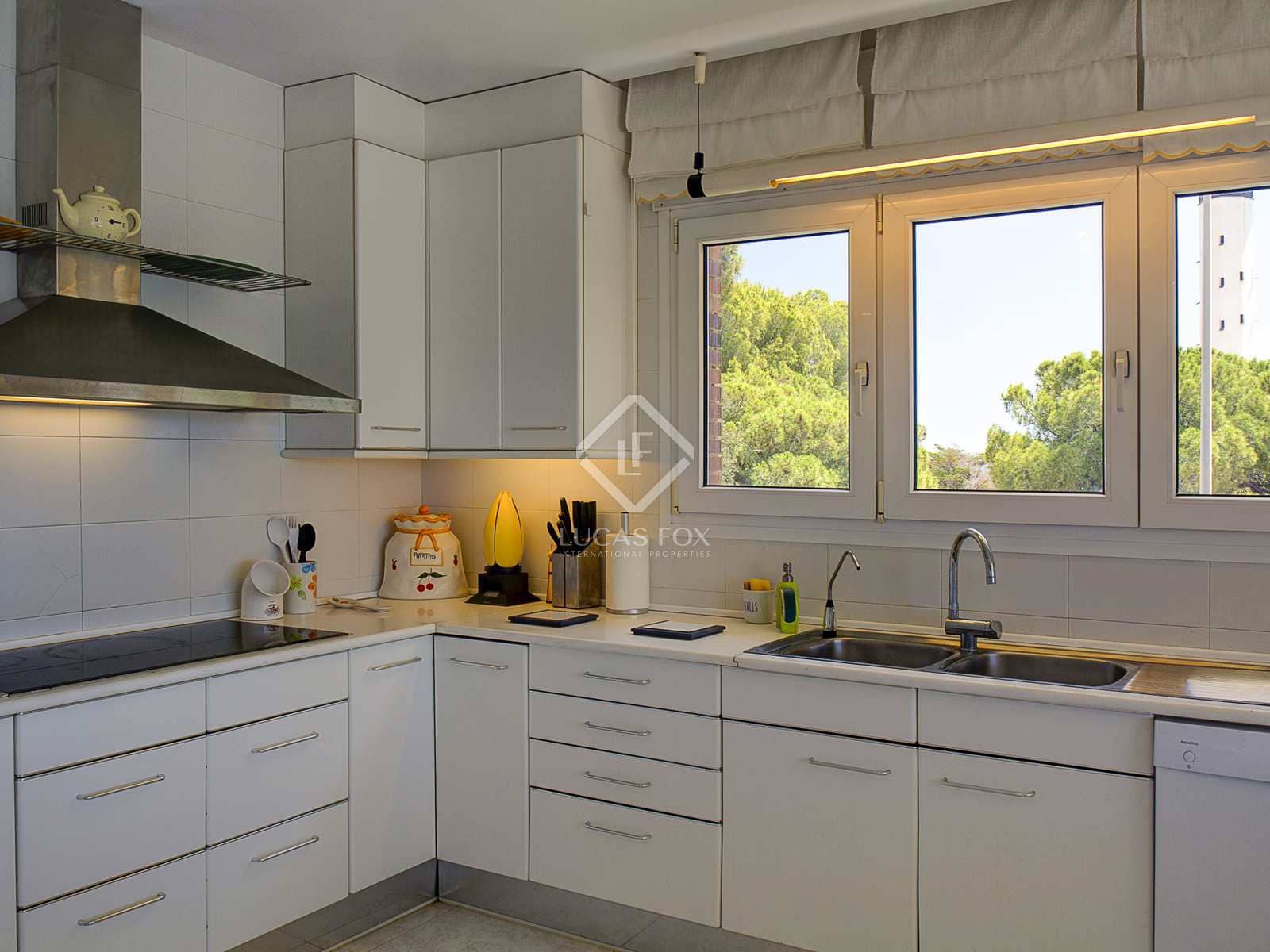 6 soveværelse Villa til salg i Torredembarra med swimmingpool garage - € 2.400.000 (Ref: 7182842)