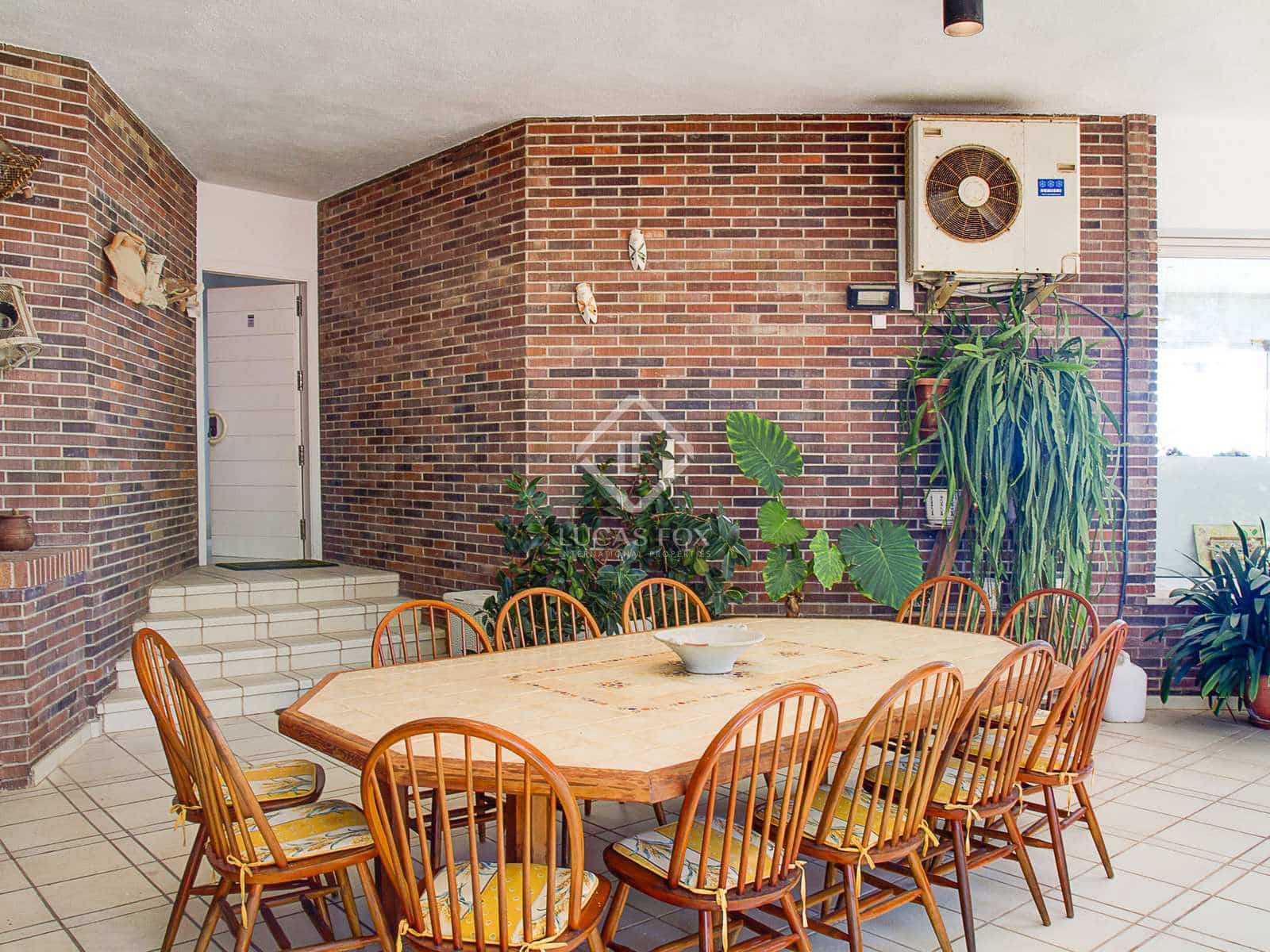 6 soveværelse Villa til salg i Torredembarra med swimmingpool garage - € 2.400.000 (Ref: 7182842)