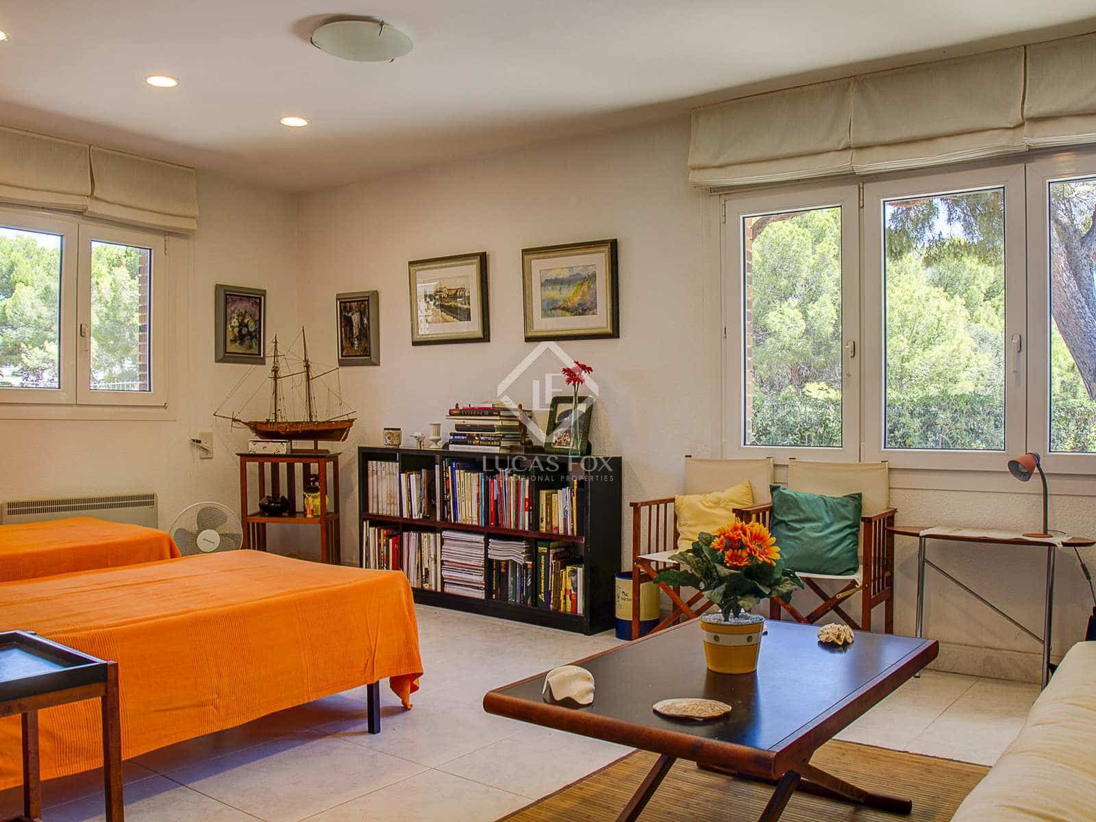 6 soveværelse Villa til salg i Torredembarra med swimmingpool garage - € 2.400.000 (Ref: 7182842)