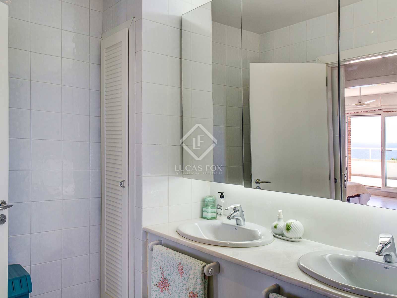 6 soveværelse Villa til salg i Torredembarra med swimmingpool garage - € 2.400.000 (Ref: 7182842)