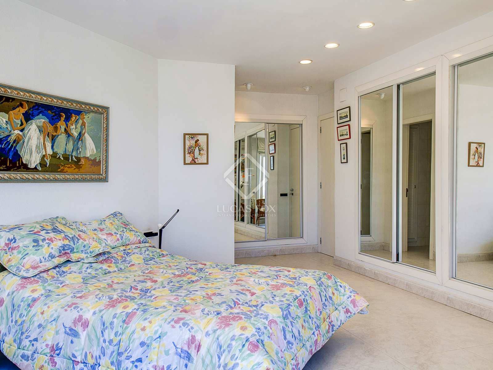 6 soveværelse Villa til salg i Torredembarra med swimmingpool garage - € 2.400.000 (Ref: 7182842)