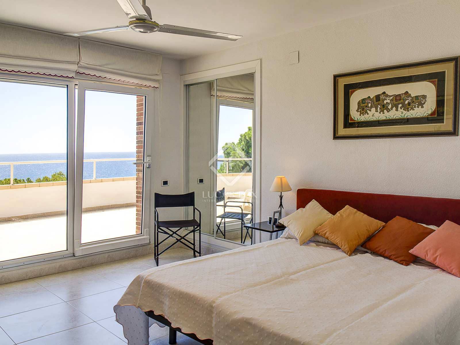 6 soveværelse Villa til salg i Torredembarra med swimmingpool garage - € 2.400.000 (Ref: 7182842)