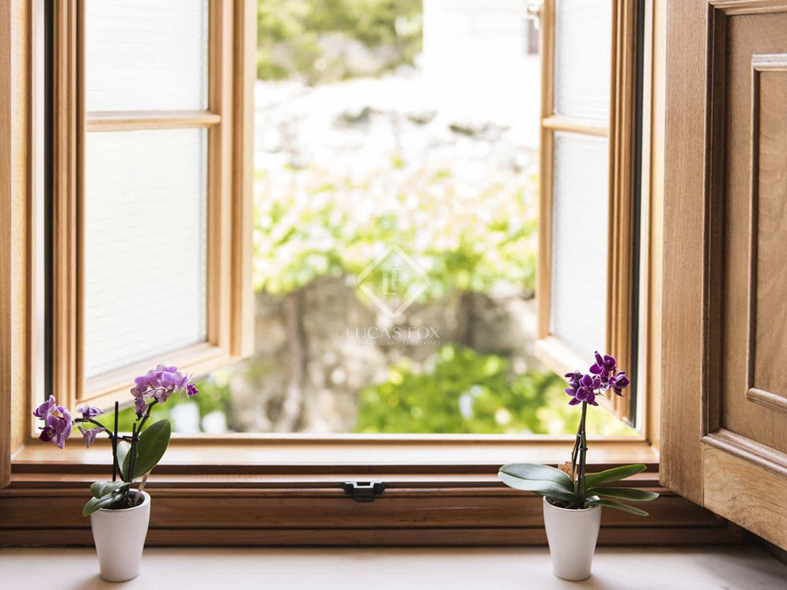 7 soveværelse Villa til salg i Nigran med swimmingpool garage - € 1.700.000 (Ref: 7182844)